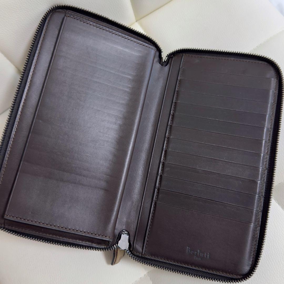 定価34.2万円 ベルルッティ タリ TALI スクリットレザー長財布