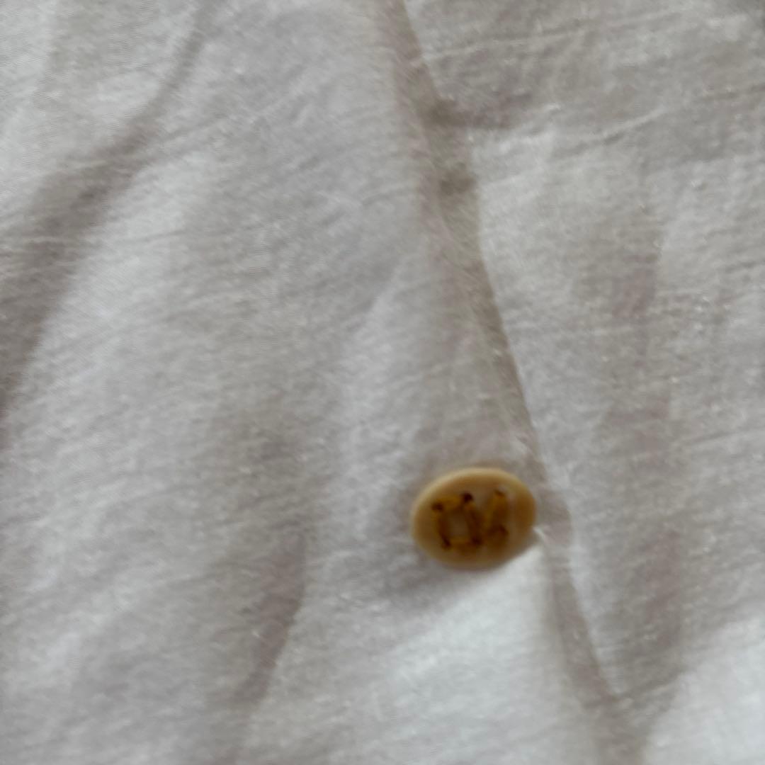 お花刺繍ブラウス