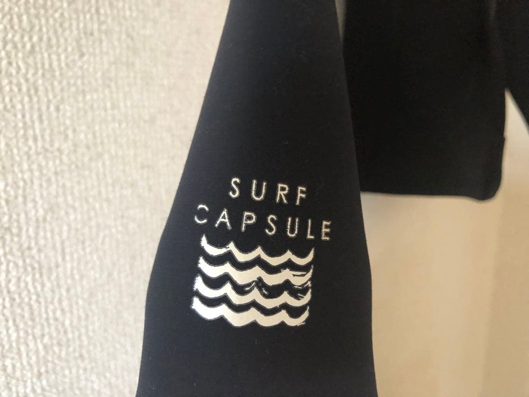 BILLABONG タッパー 出品9月末迄