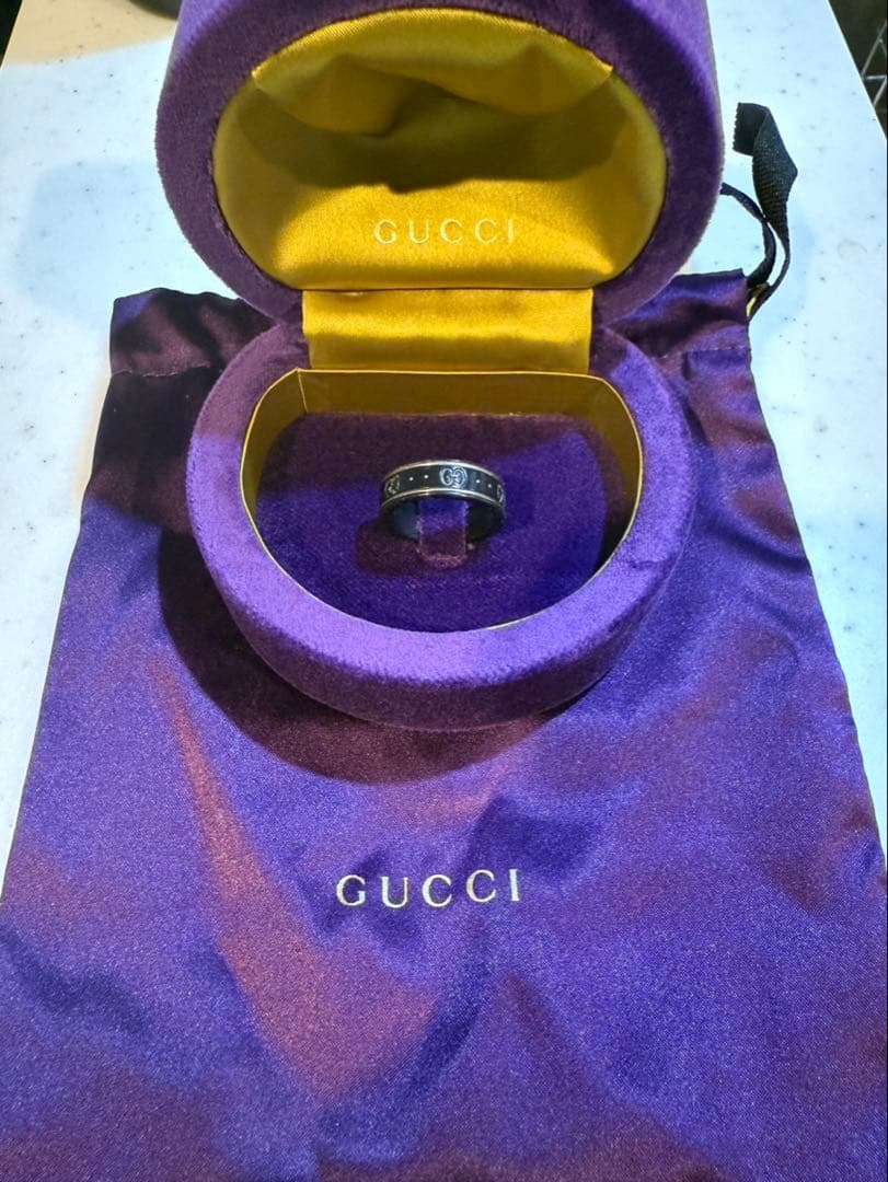 GUCCI グッチアイコンリング　ブラック　AU750刻印　17号