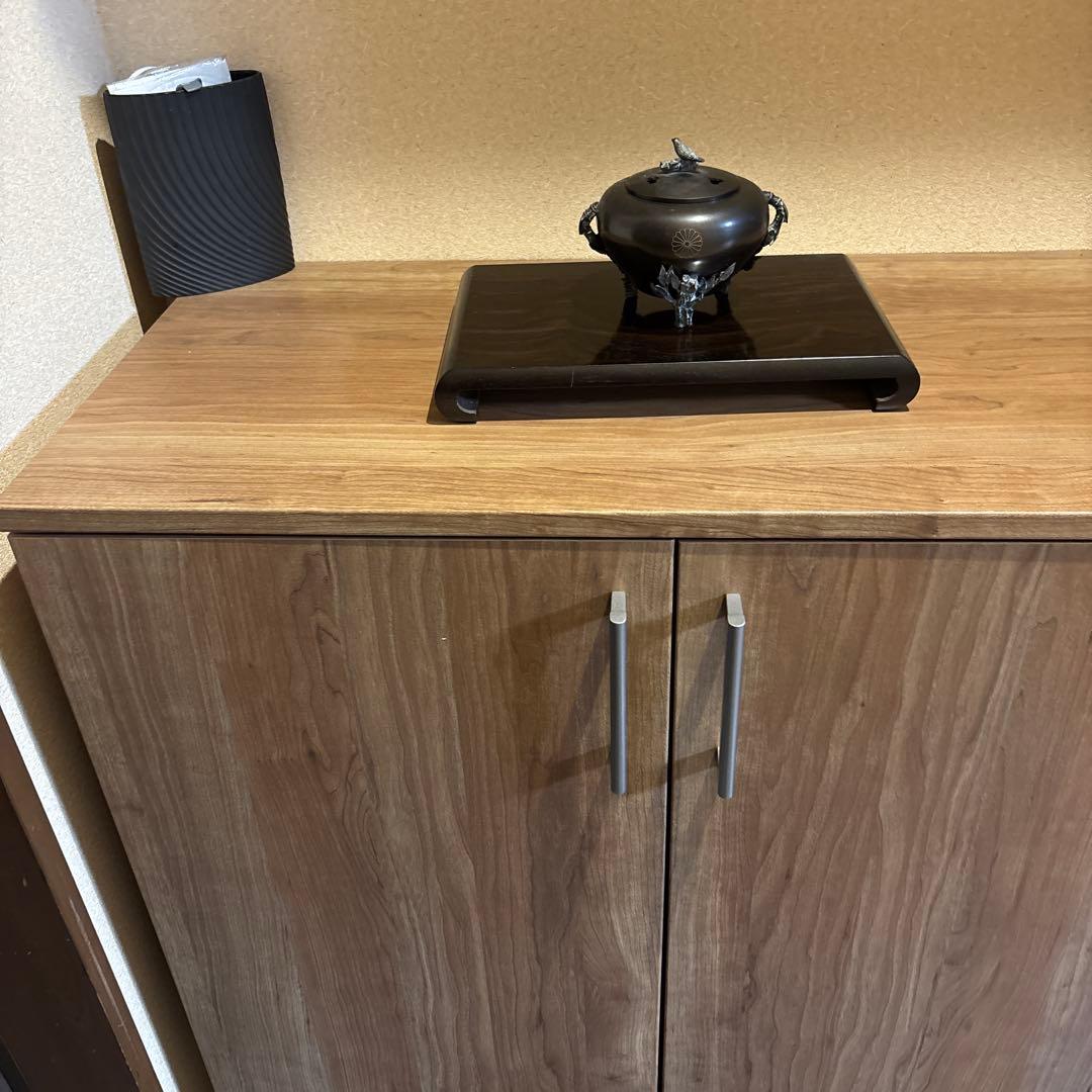 親戚から頂いた叙勲記念の香炉です。