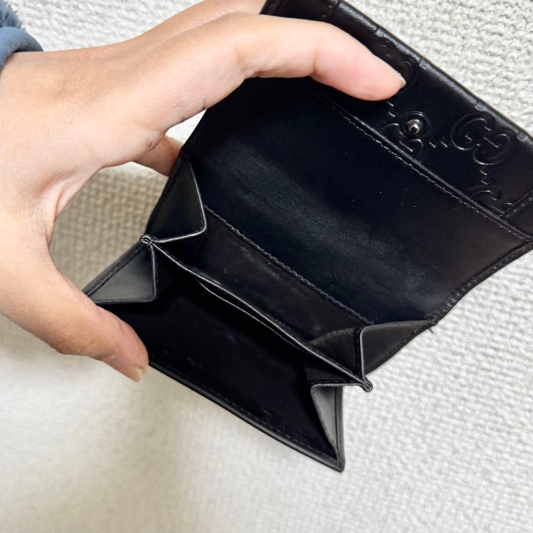 GUCCI グッチ　２つ折り財布　ダブルホック　ブラック　GGロゴ