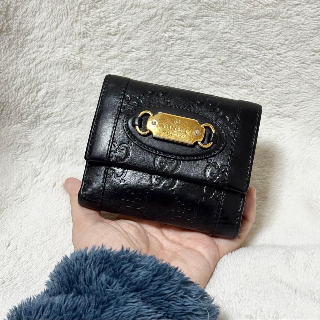 GUCCI グッチ　２つ折り財布　ダブルホック　ブラック　GGロゴ