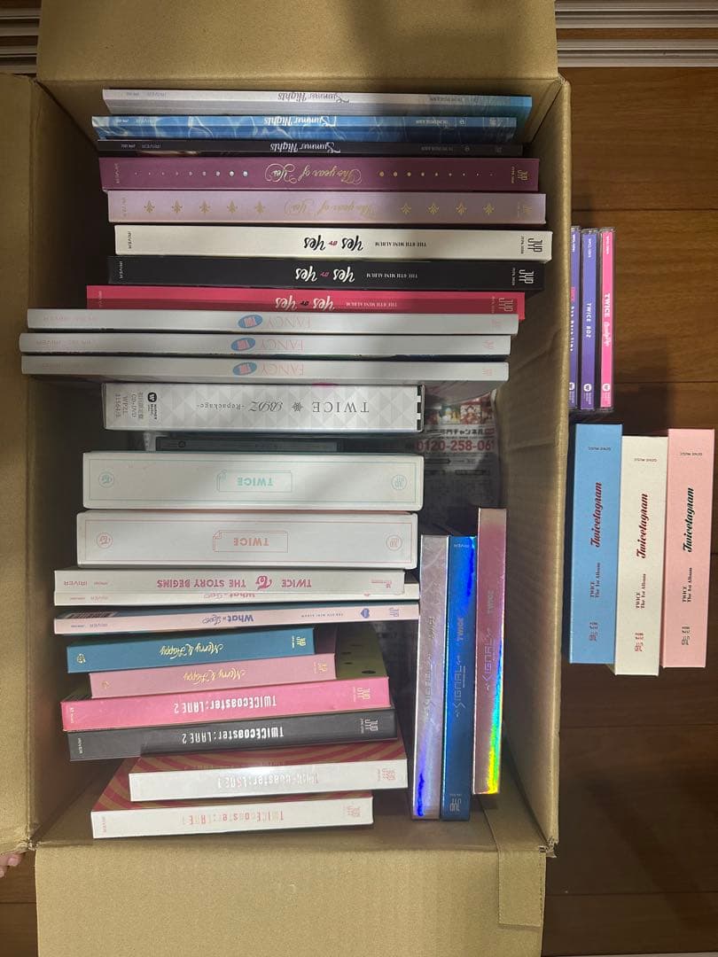 TWICE アルバム33点セット トレカ/付属品付き