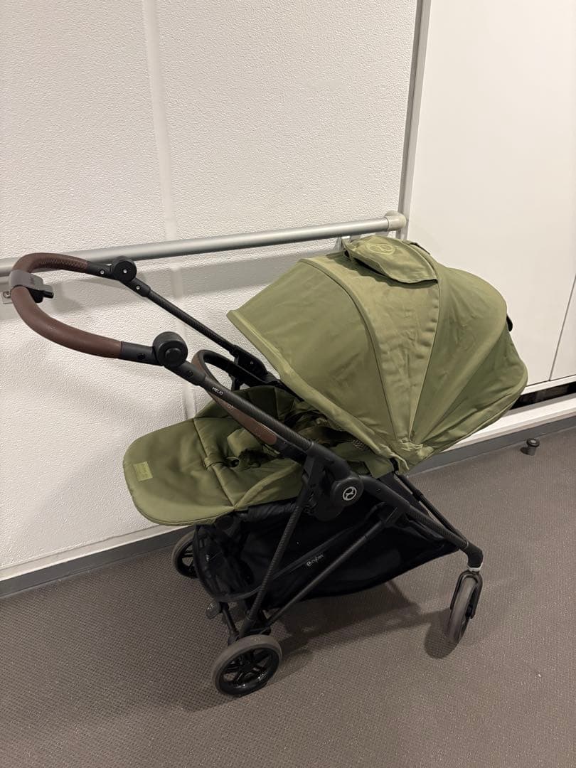 2024年cybex メリオカーボン　モスグリーン