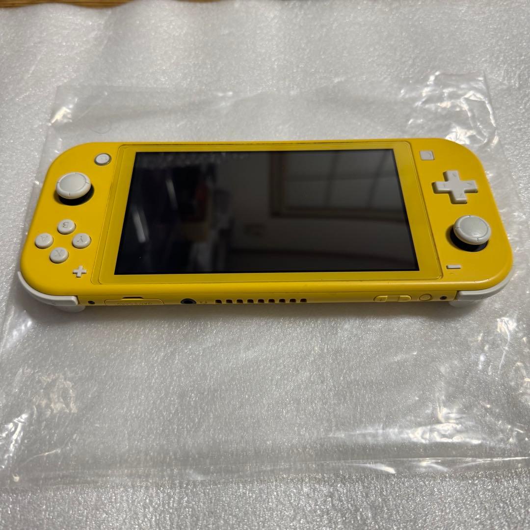 任天堂 スイッチライトSwitch Lite イエロー