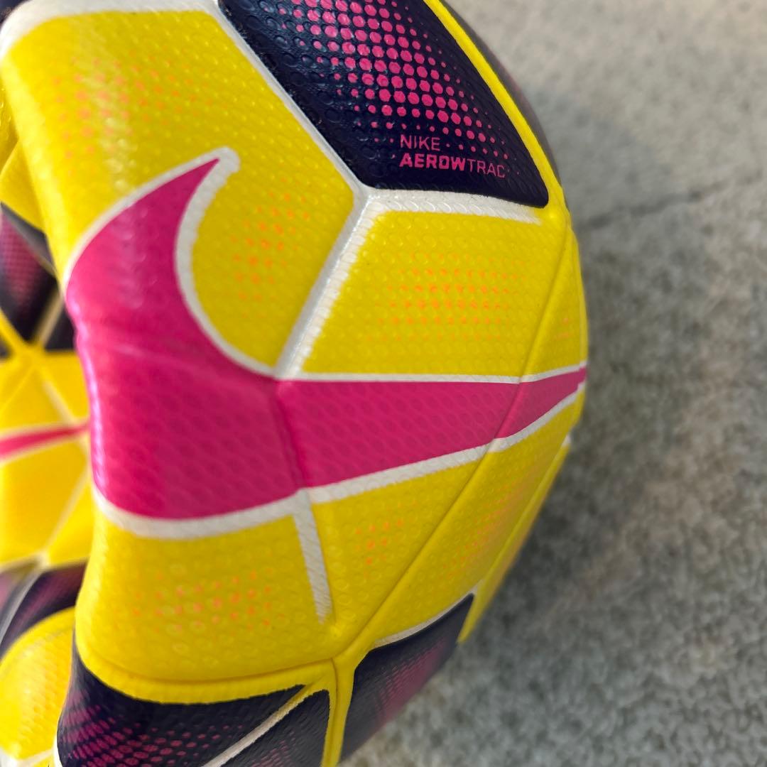 Nike Ordem サッカーボール　2014/2015