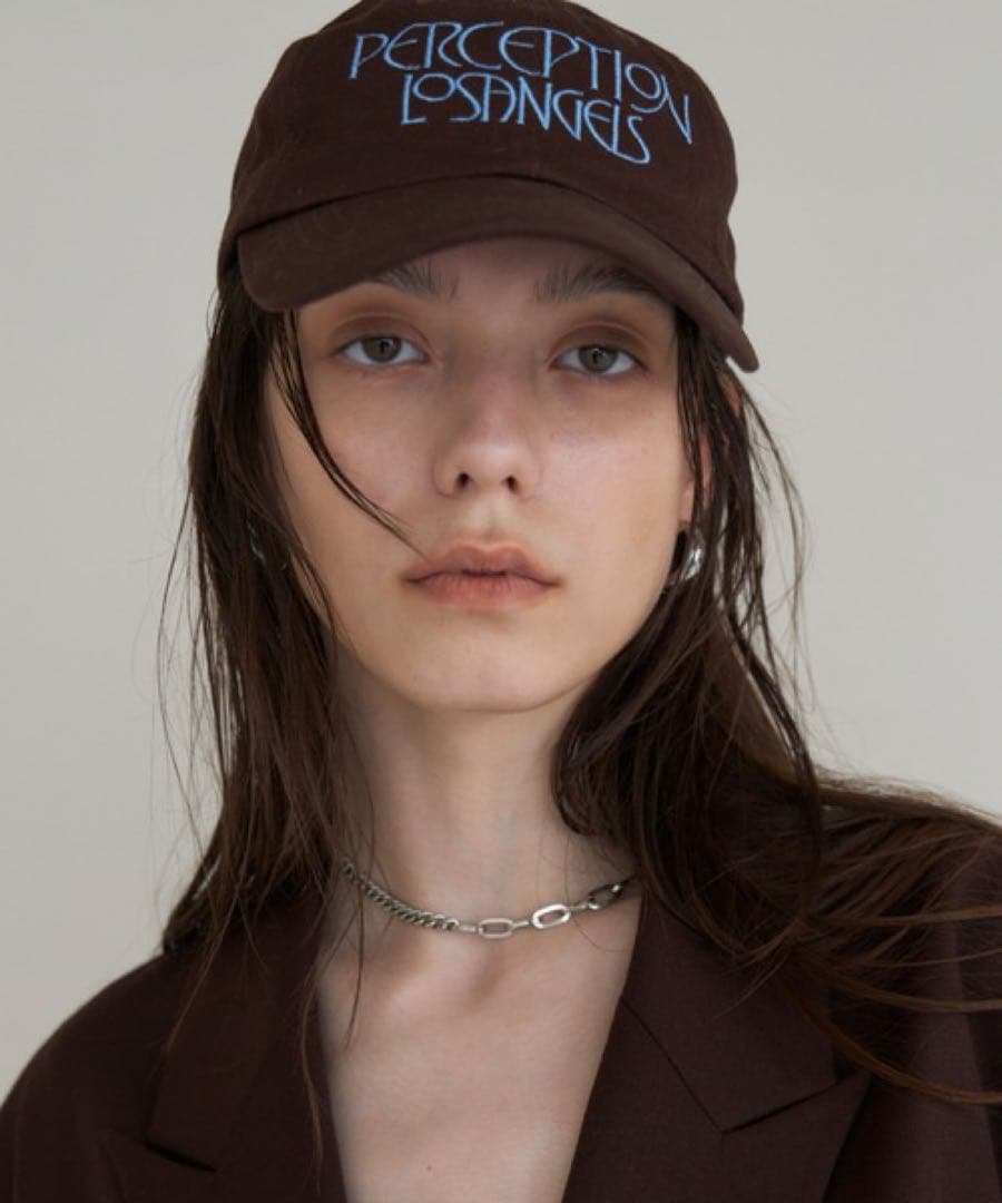 CREDONAブラウンキャップ