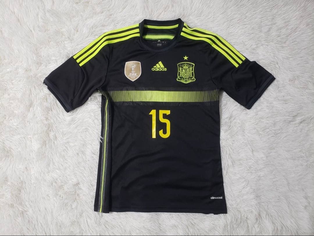 希少 正規品 スペイン代表 アウェイ 14/15 セルヒオラモス　Mサイズ