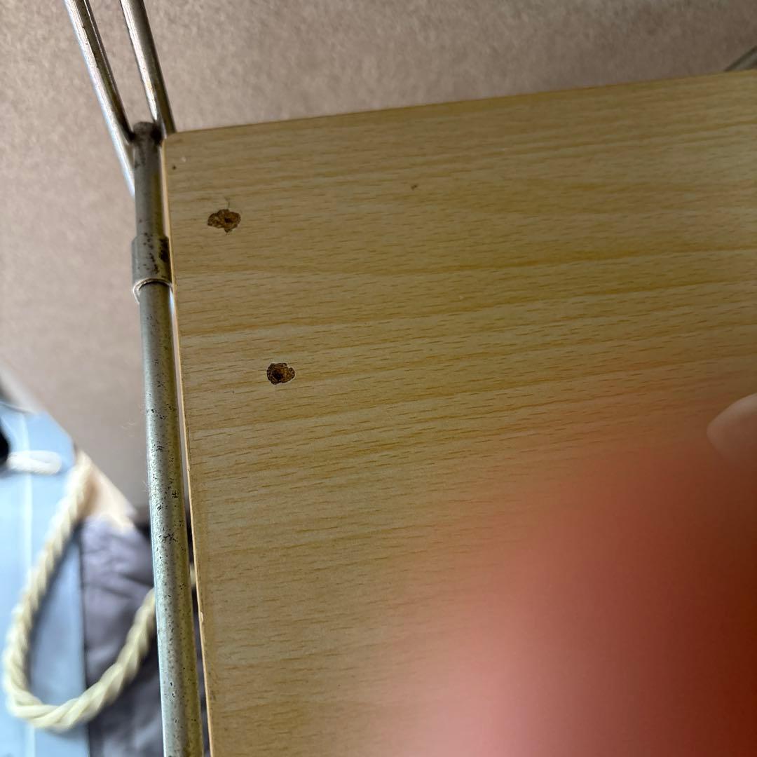 モダンな4段木製シェルフ