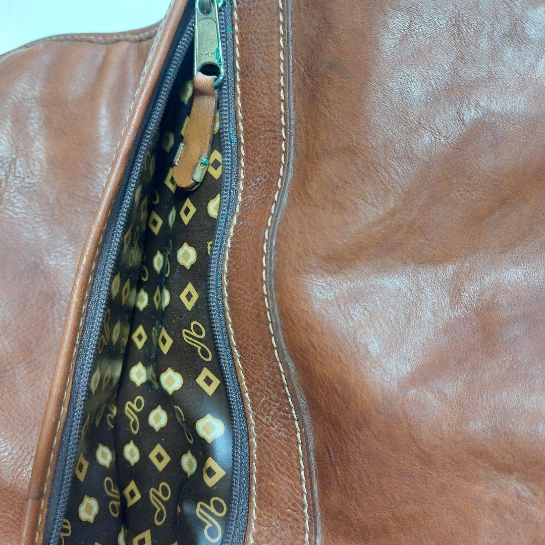 最高級バケッタレザー本革ガーメントバック　衣装ケース茶色ゴールドカラーのハンガー