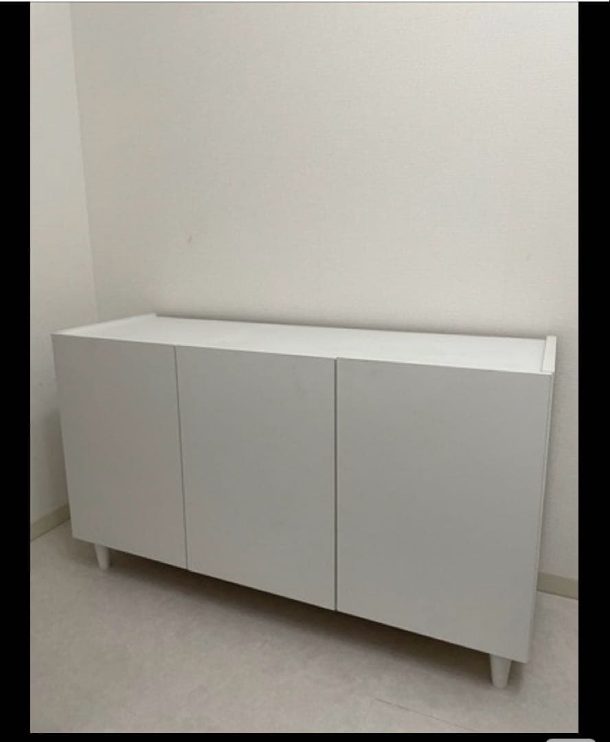 キャビネット ホワイト 大阪市内引き取りの場合送料引き