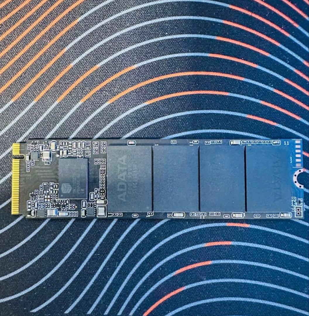 内蔵型SSD ADATA 2TB PCIe Gen4 x4 M.2 2280 SSD