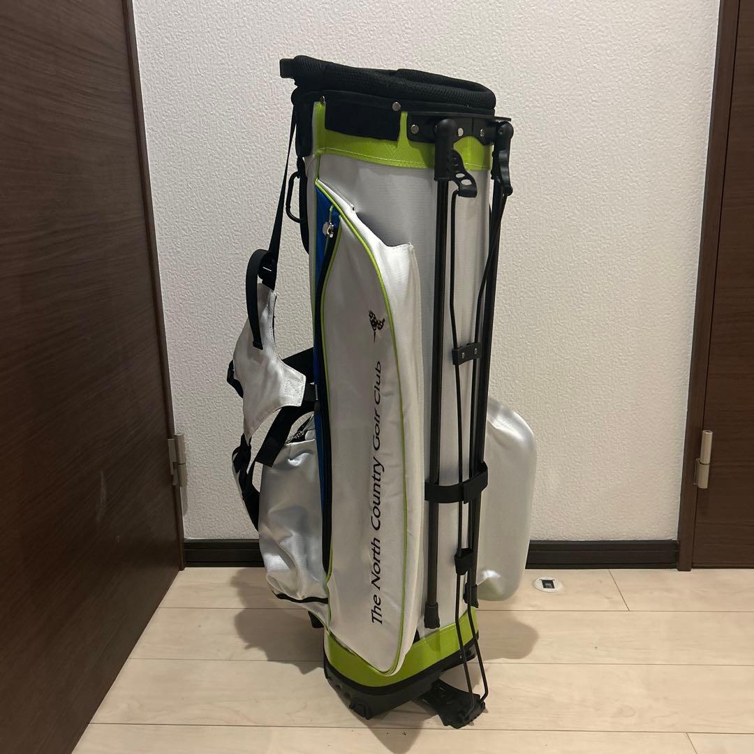 スタンドゴルフバッグ ブルーとホワイト
