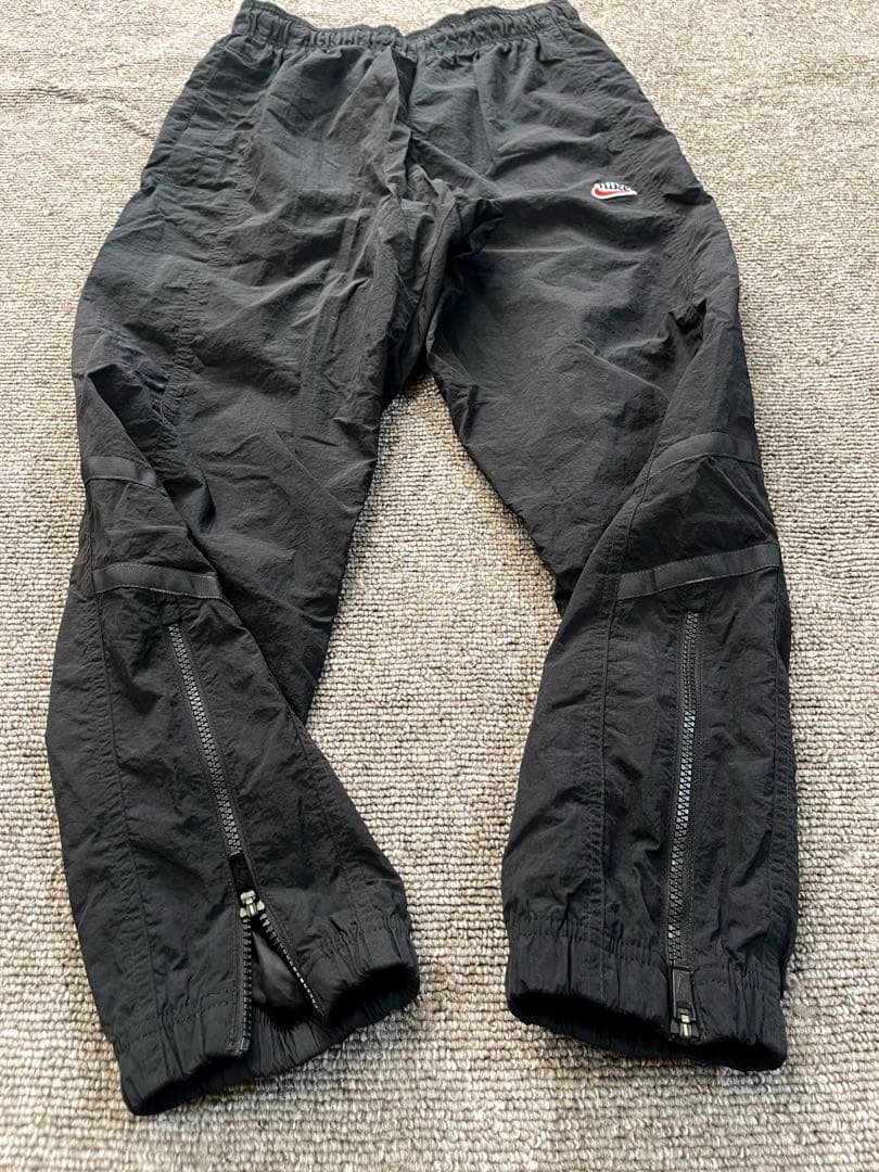 NIKE ナイロン セットアップ 刺繍ロゴ 上下 S 未使用級