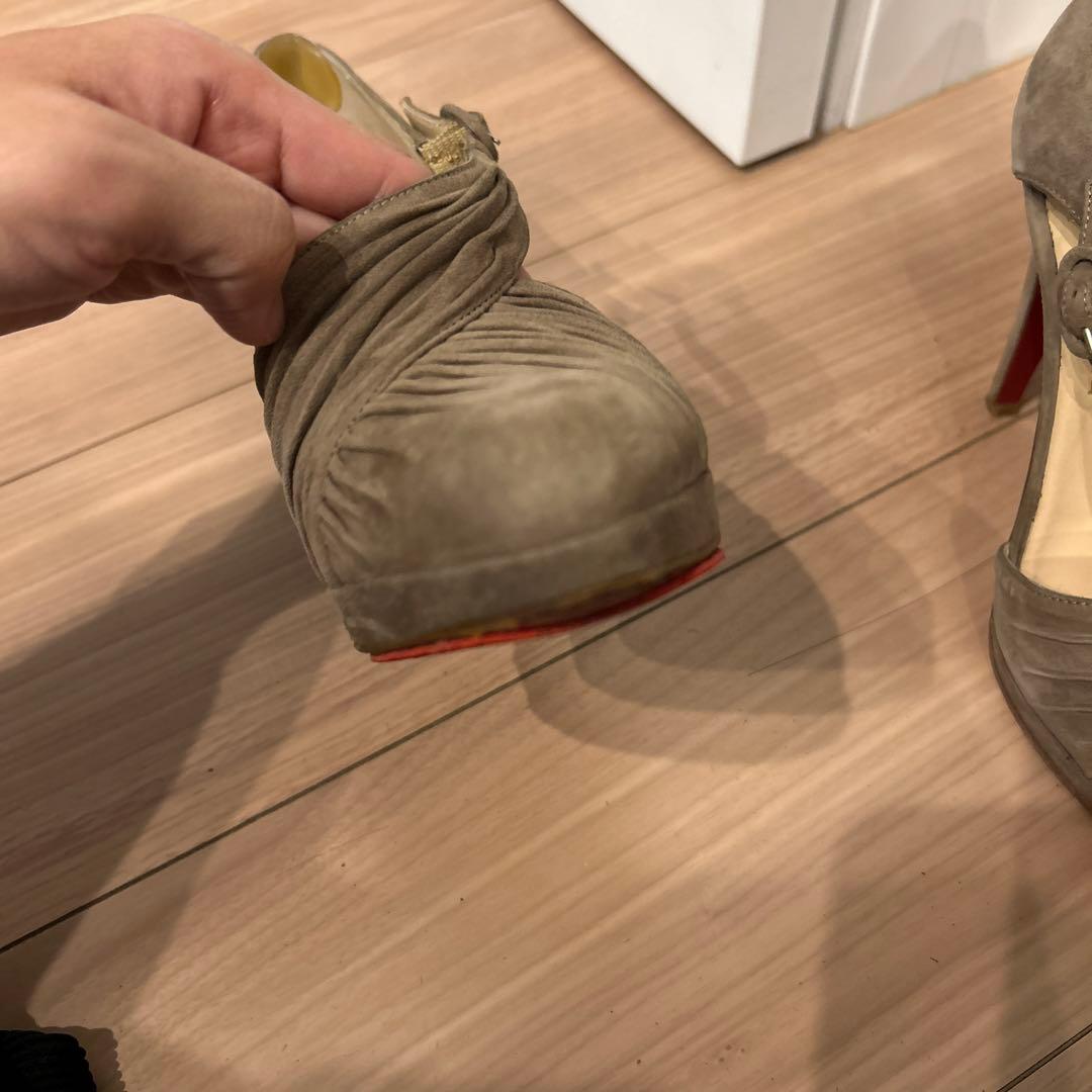 ルブタン　パンプス