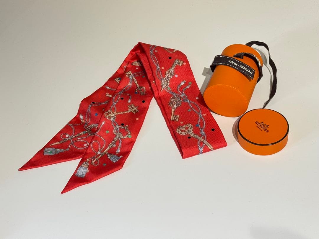 【未使用品】HERMESエルメス ツイリー