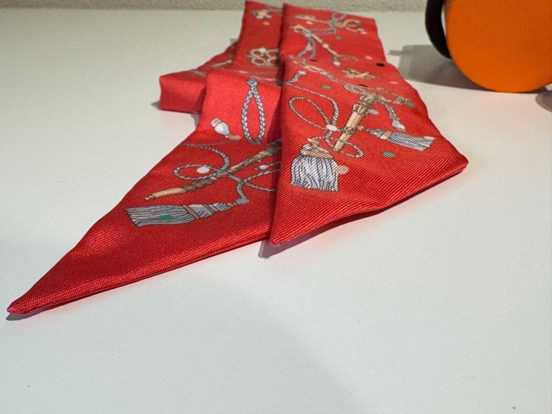 【未使用品】HERMESエルメス ツイリー