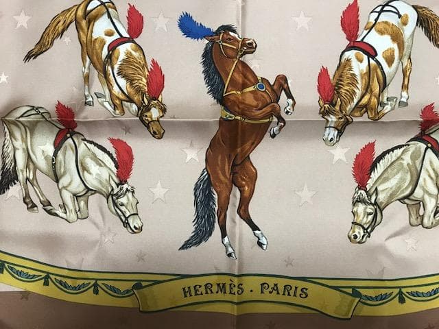 レア　新品未使用HERMÈS カレ 90 オンステージ　紙タグ付
