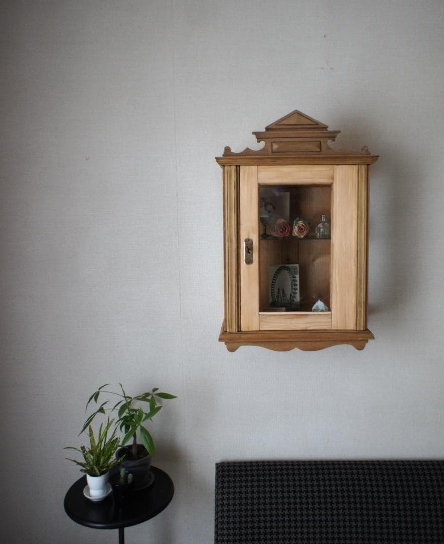 フランスアンティーク　飾り棚　キャビネット　ガラスケース　PARIS