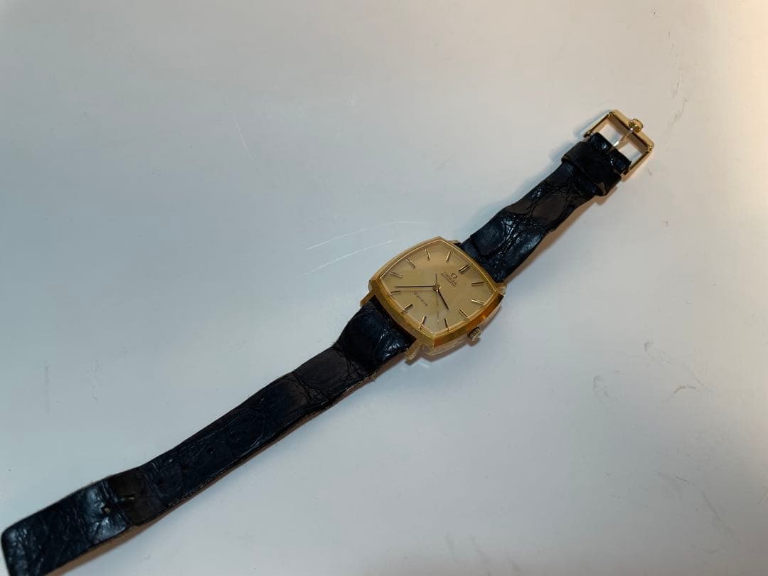 オメガ 手巻き アナログ時計 ゴールド