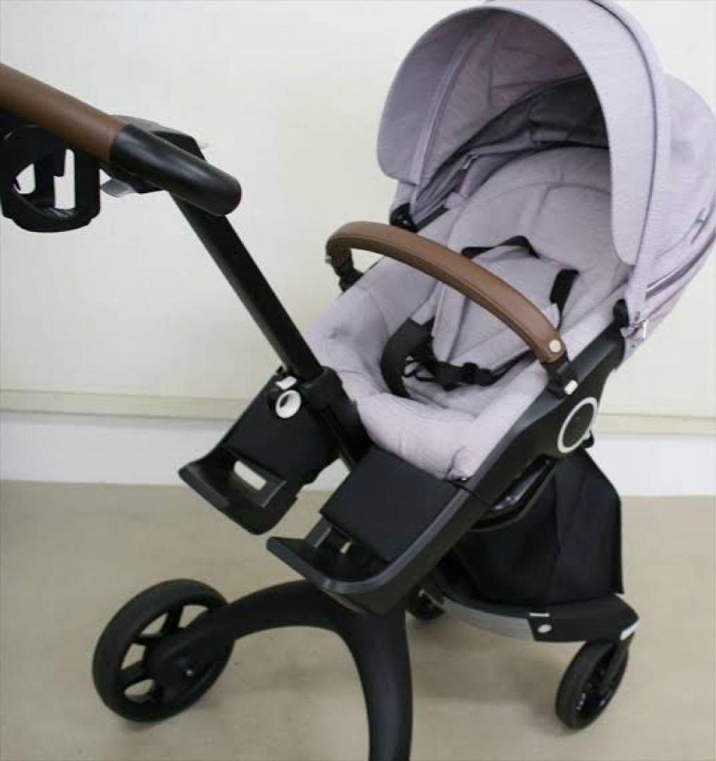 大人気！ベビーカー　ストッケエクスプローリー V6 コット付き