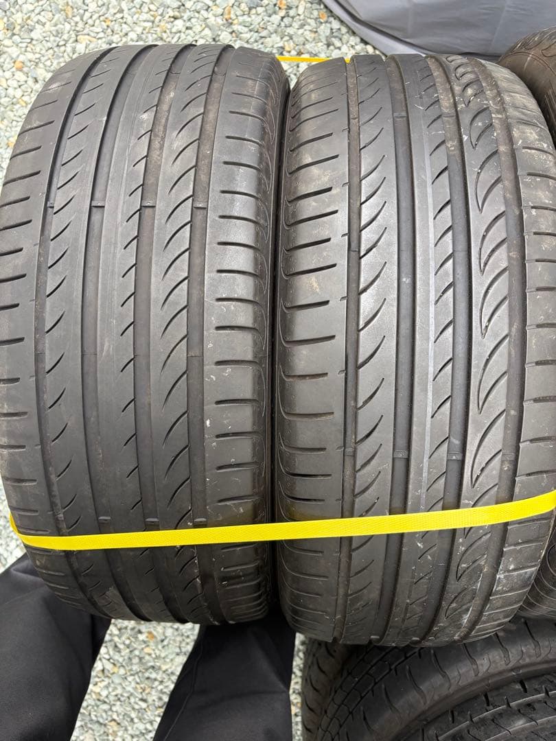 さとちゃん専用PIRELLI 215/50R17 2025年製