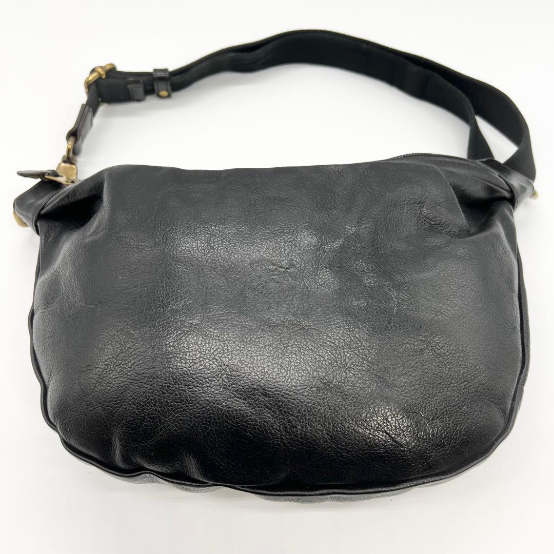 美品✨イルビゾンテ　ショルダーバッグ　ボディバッグ　2way　レザー　ブラック