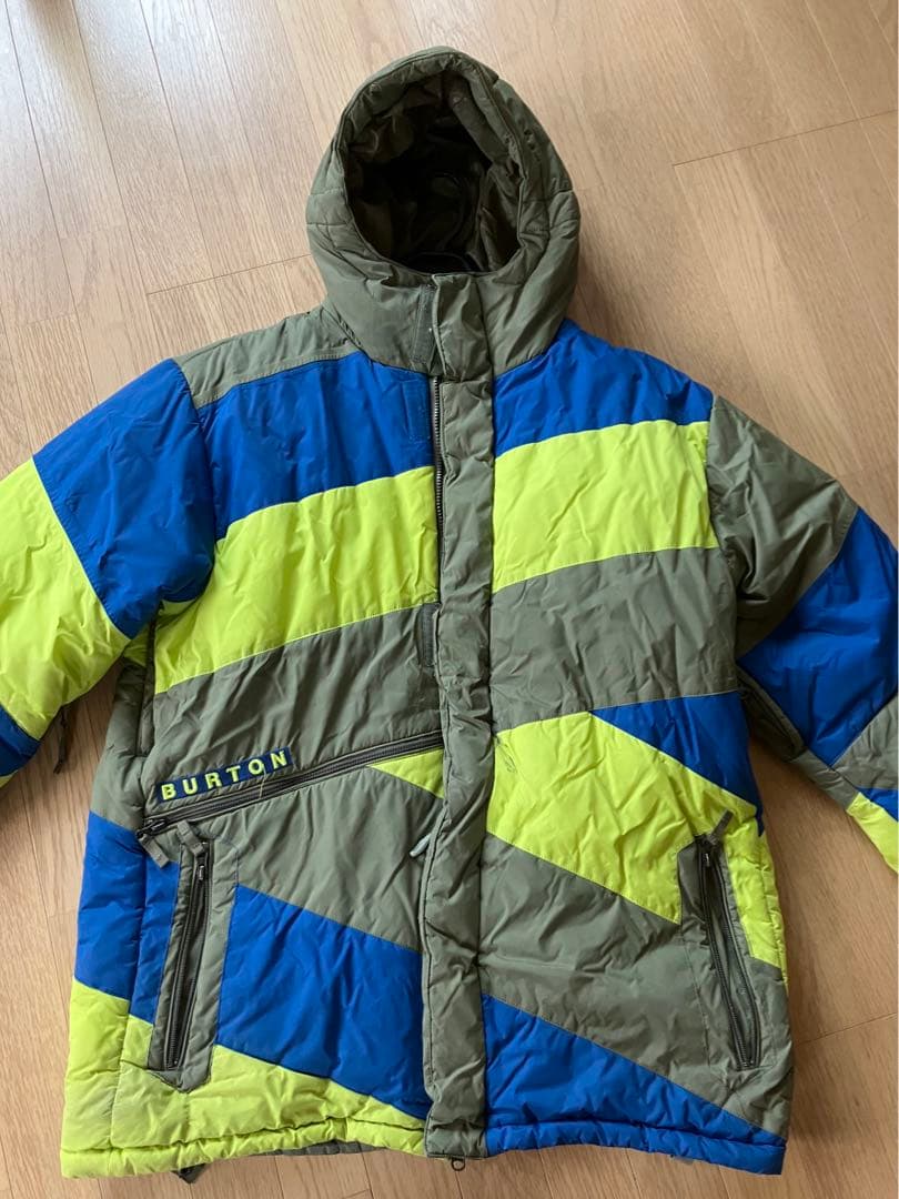 値下げ!!BURTON スノーボードウェア フード付き ネオンカラー 上のみ