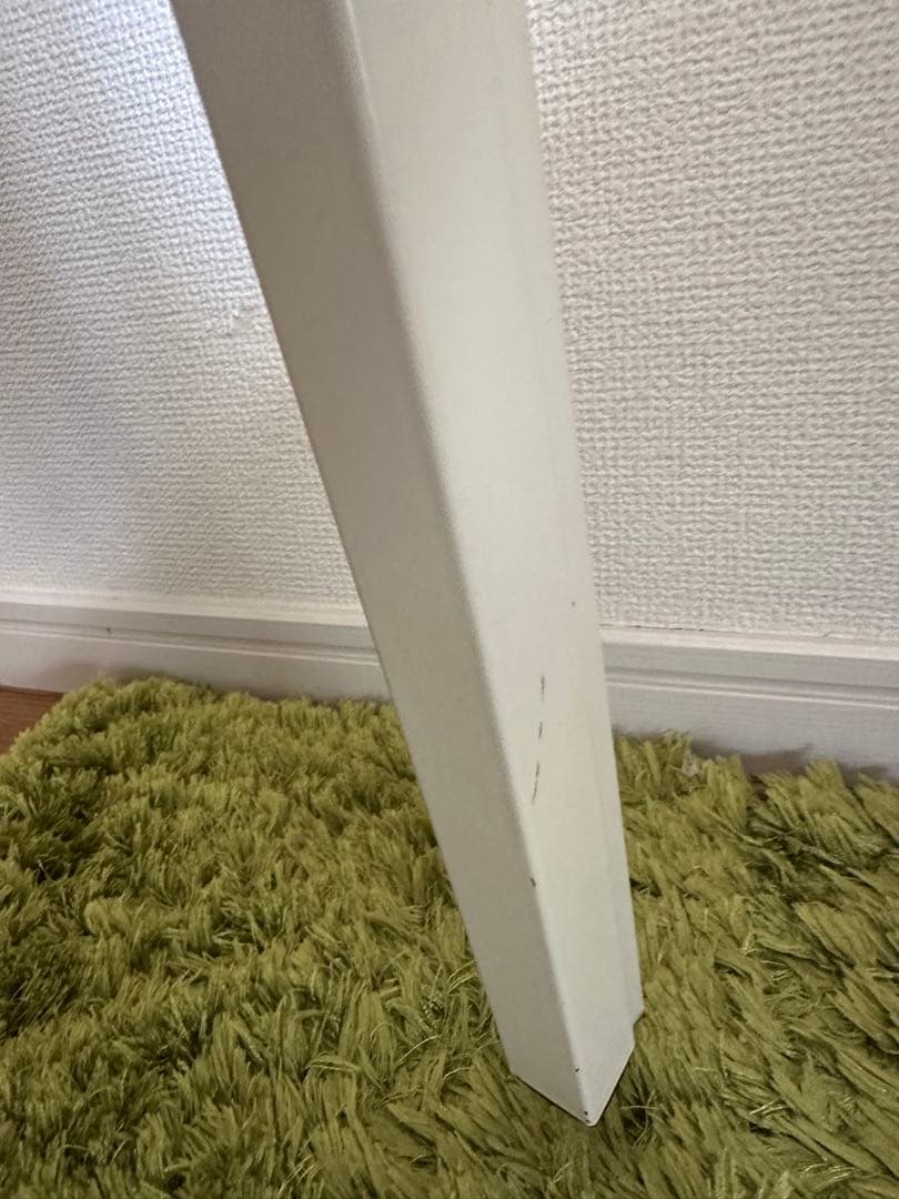 早い者勝ちIKEA MELLTORP ホワイト ダイニングチェア シンプル