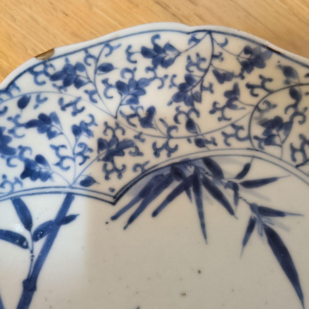 江戸時代(18世紀)に多数みられる。金継ぎ1箇所有り。