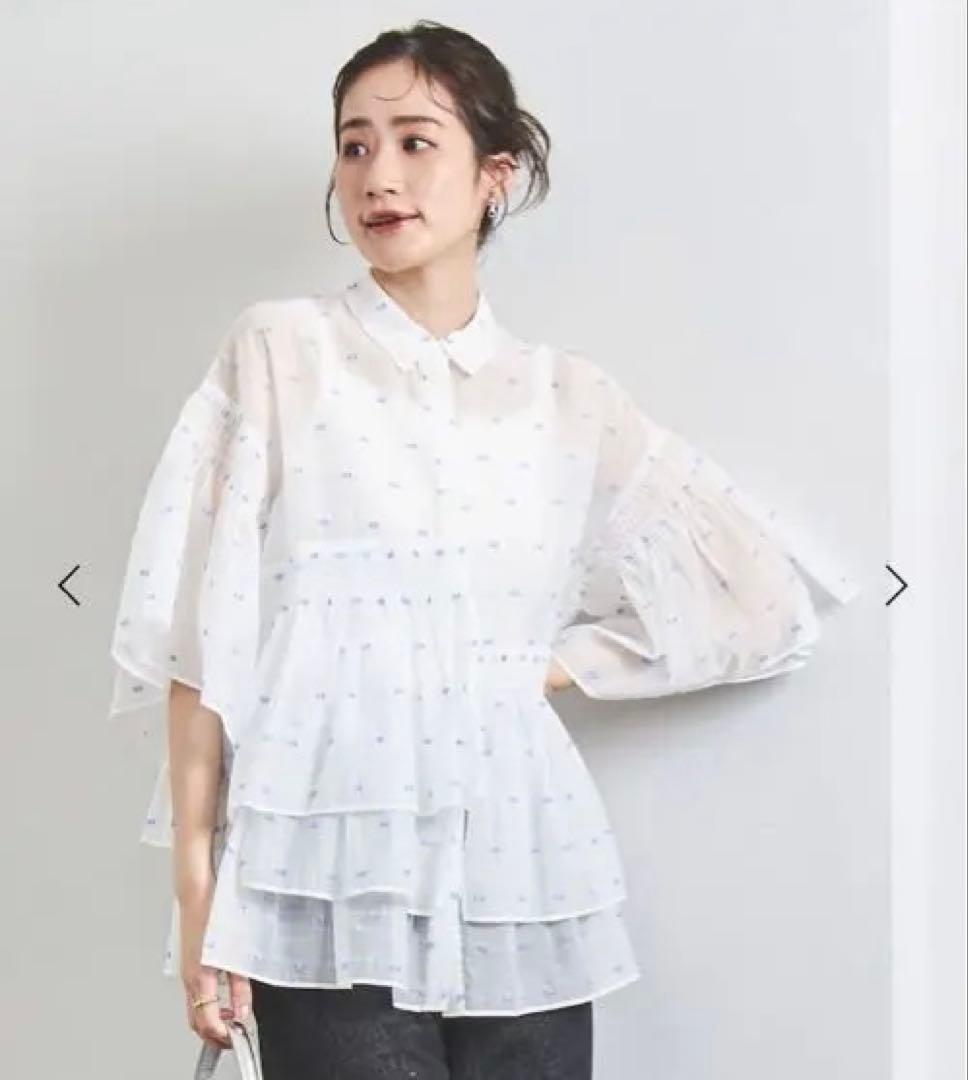 ユナイテッドアローズ　イレギュラーシャーリングジャカードブラウス