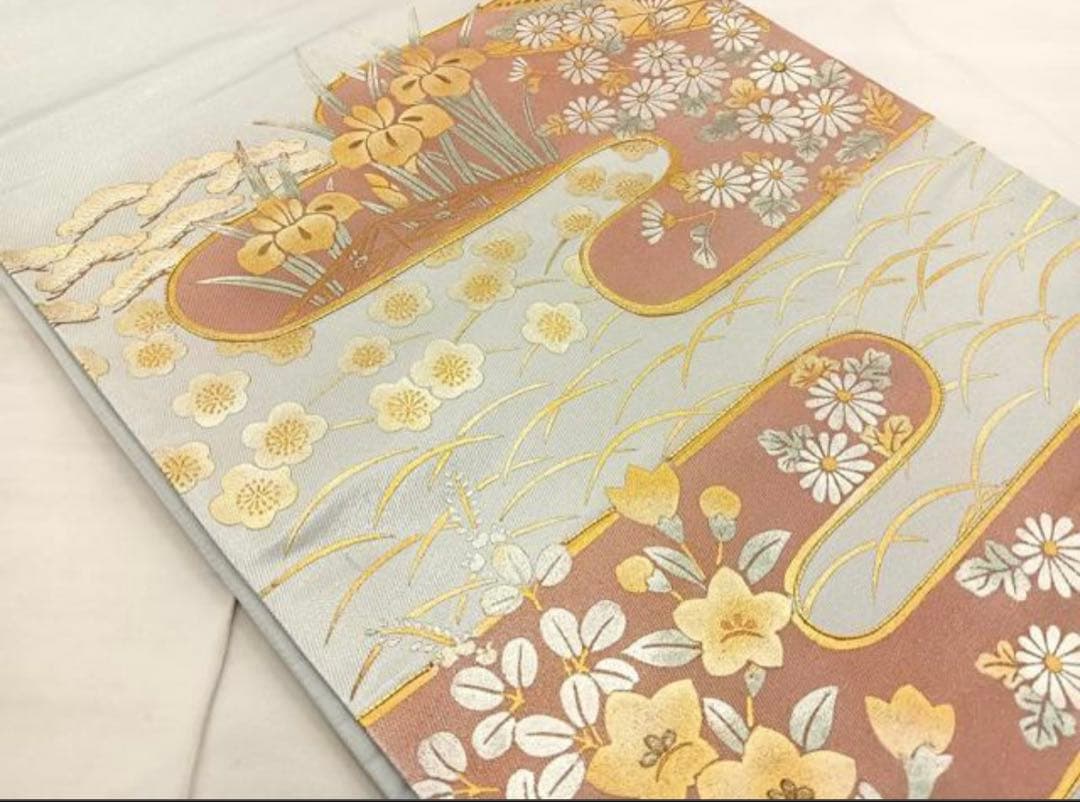 振袖 フルセット6点M〜Lサイズ赤と緑の花柄刺繍　正絹　売り切り終了