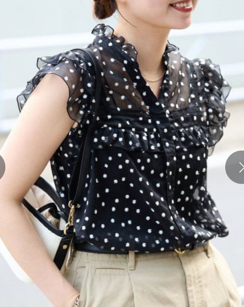 【IENA】楊柳フリルピンタックフレンチ ブラウス