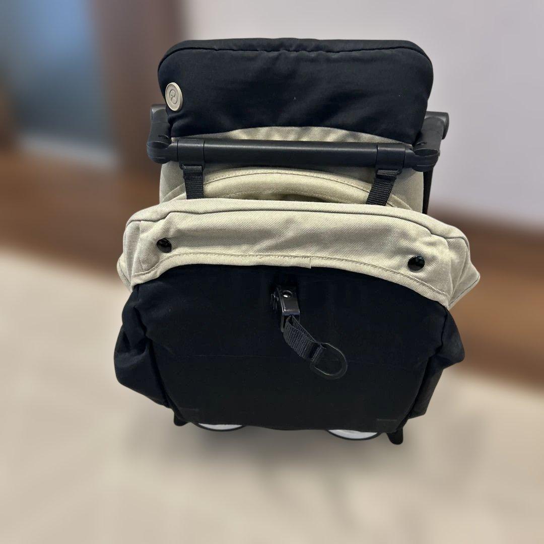 サイベックス　リベル　クラシックベージュ　cybex