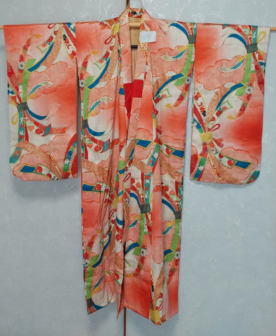 NA463アンティーク子供着物ジュニアサイズ  正絹  着丈124センチ裄丈57