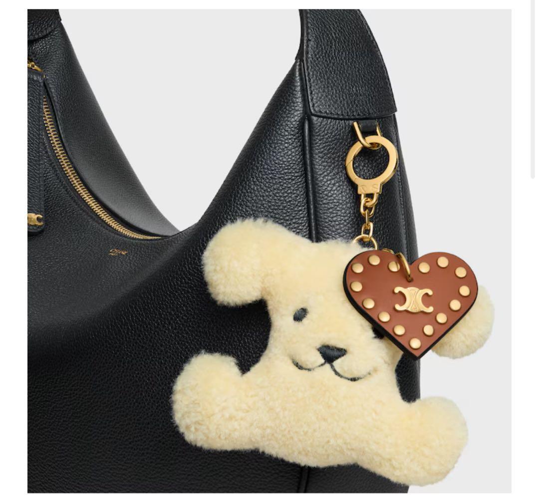 CELINE セリーヌ♡ トリオンフ ポンポンチャーム