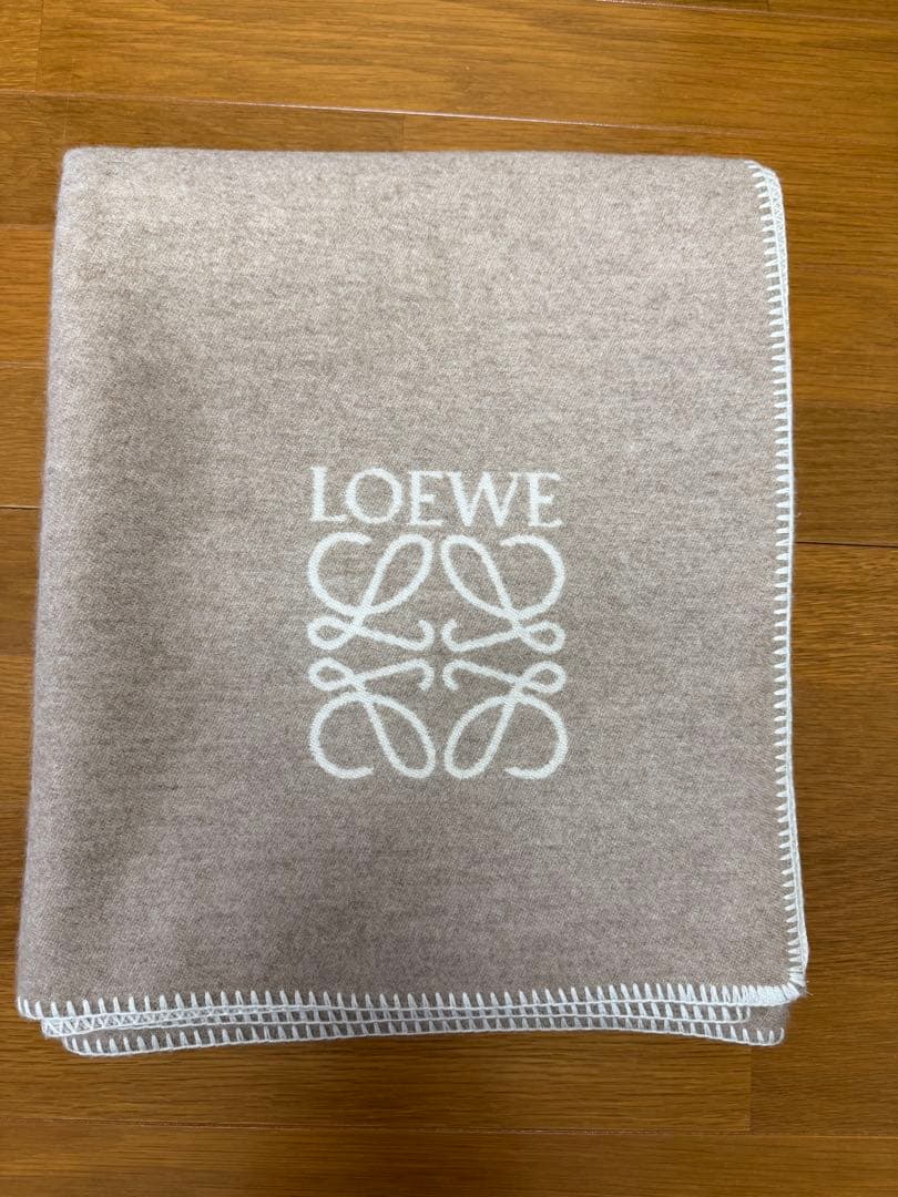【美品】LOEWE ベージュ 大判ブランケット