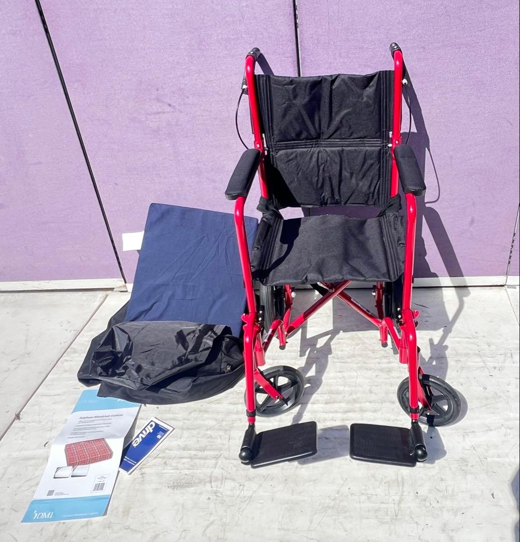 Expedition X EXP19LTRD 赤い折りたたみ介助用車椅子