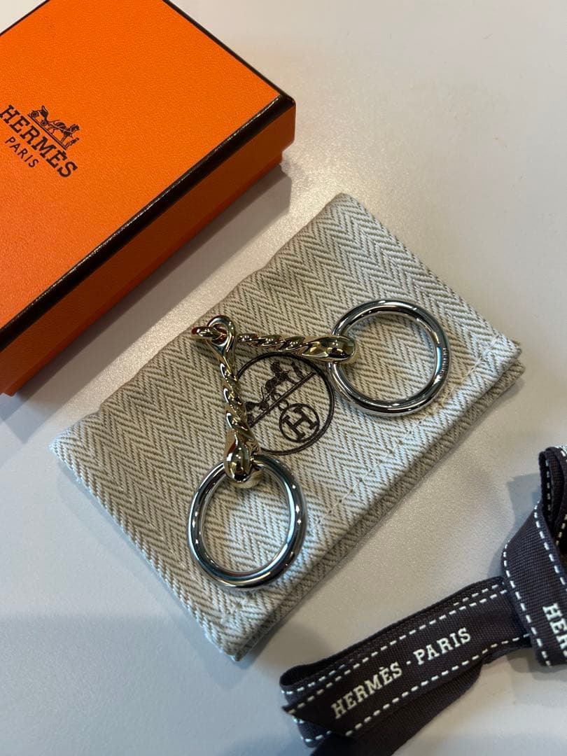 レア　エルメス　スカーフリング　モールドゥ　バイカラー　ゴールド　シルバー