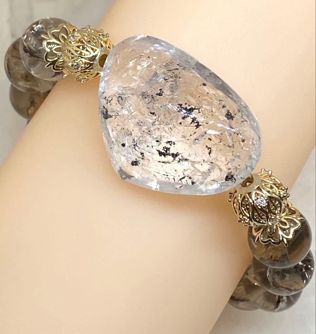 流砂入り水入り水晶　虹入り　動き有り　アイリススモーキークォーツ　癒し　魔除け