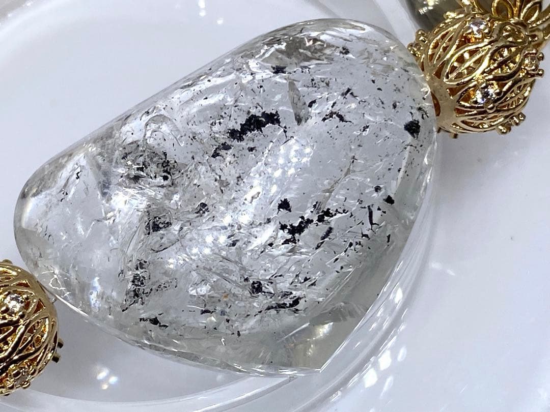 流砂入り水入り水晶　虹入り　動き有り　アイリススモーキークォーツ　癒し　魔除け