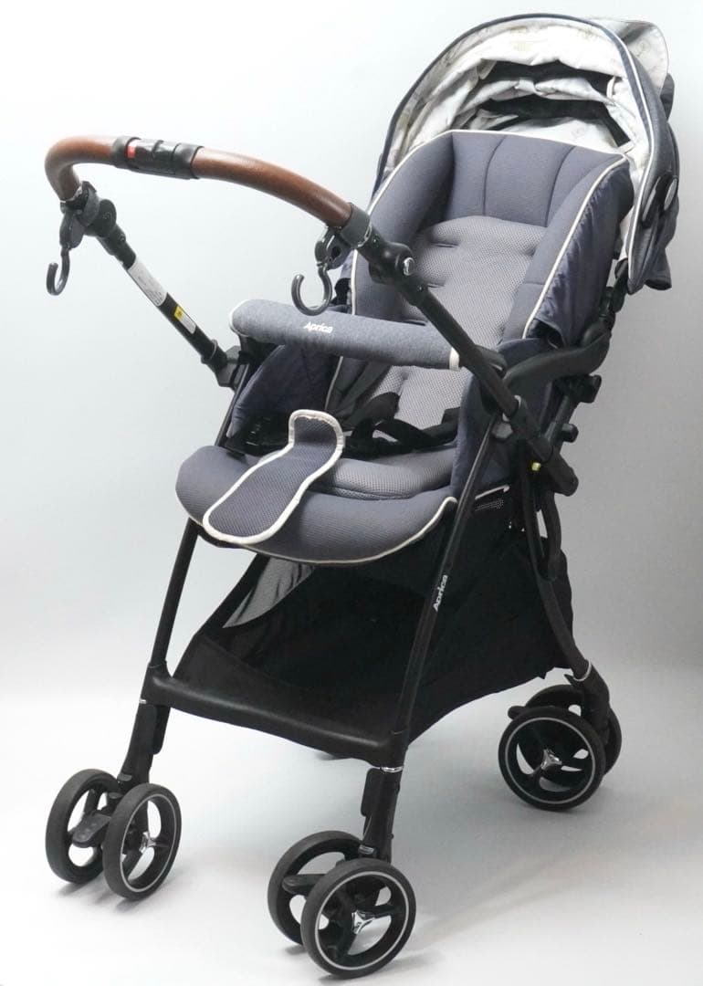 【美品】Aprica ラクーナ ビッテ クッション　ブルーアットル　ベビーカー