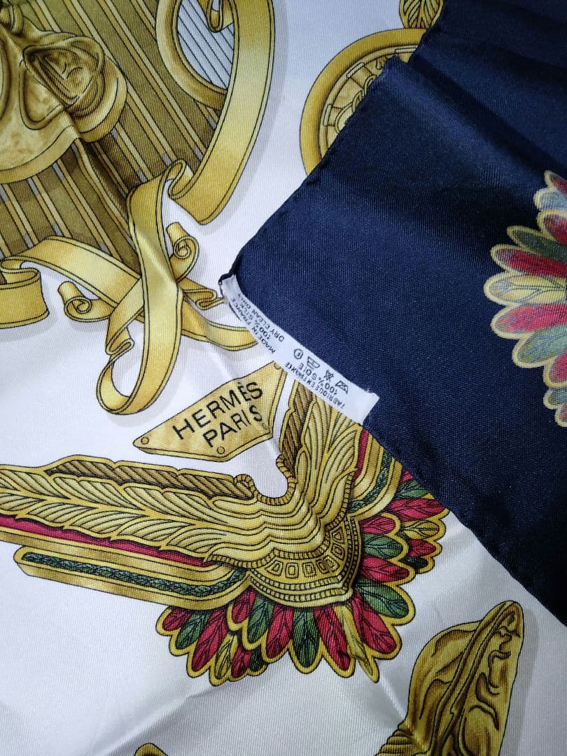 美品 エルメス HERMES カレ90 LES PARURES DU VENT