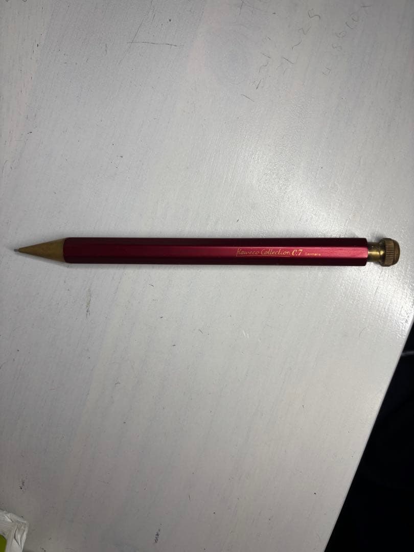 カヴェコスペシャル　レッドエディション0.7mm