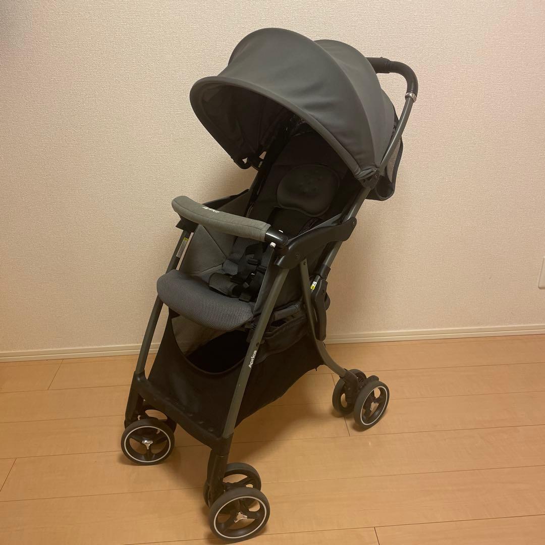 Aprica クルリー　ベビーカー　グレー　 レインカバー付き