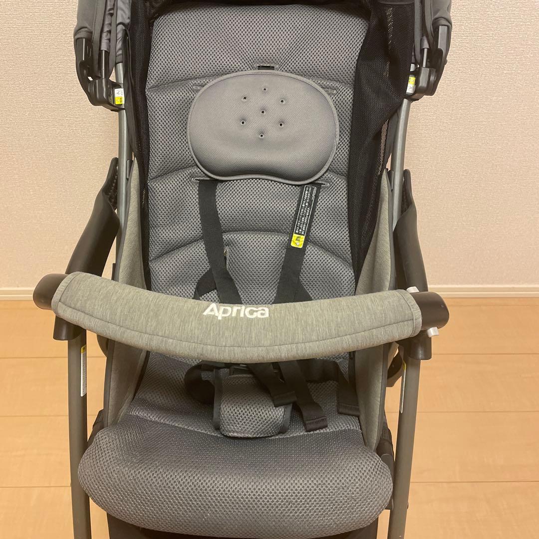 Aprica クルリー　ベビーカー　グレー　 レインカバー付き