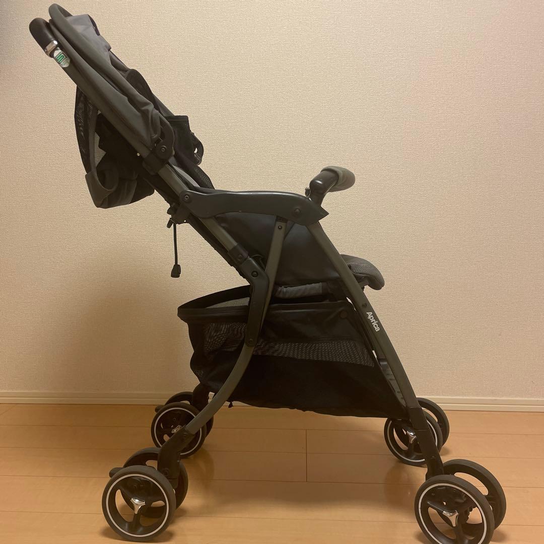 Aprica クルリー　ベビーカー　グレー　 レインカバー付き