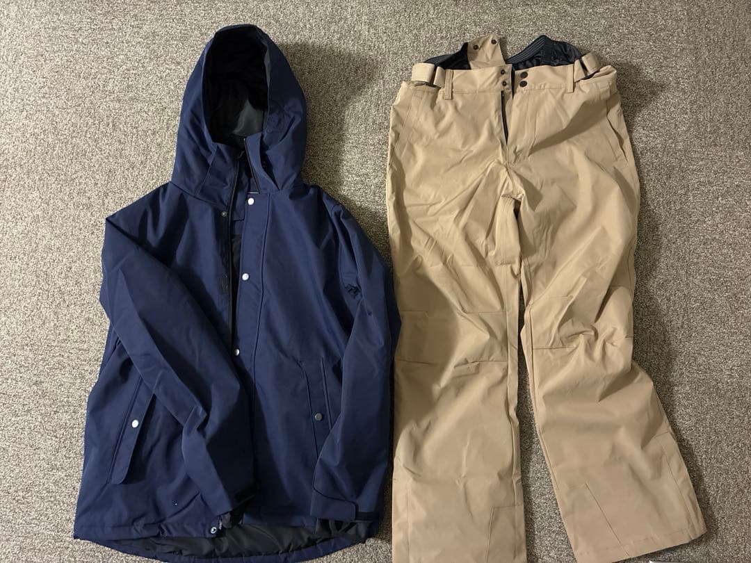 スキーウェア スノーボードウェア XL上下セット(1/4 10時まで)