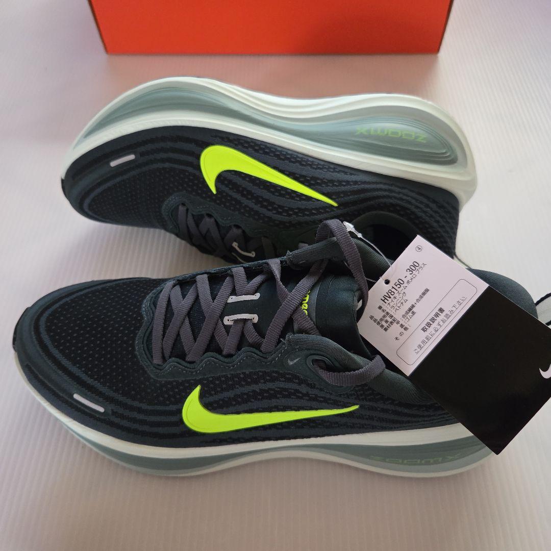 コメント購入前プロフ。未使用❗ナイキ　VOMERO PLUS 27cm